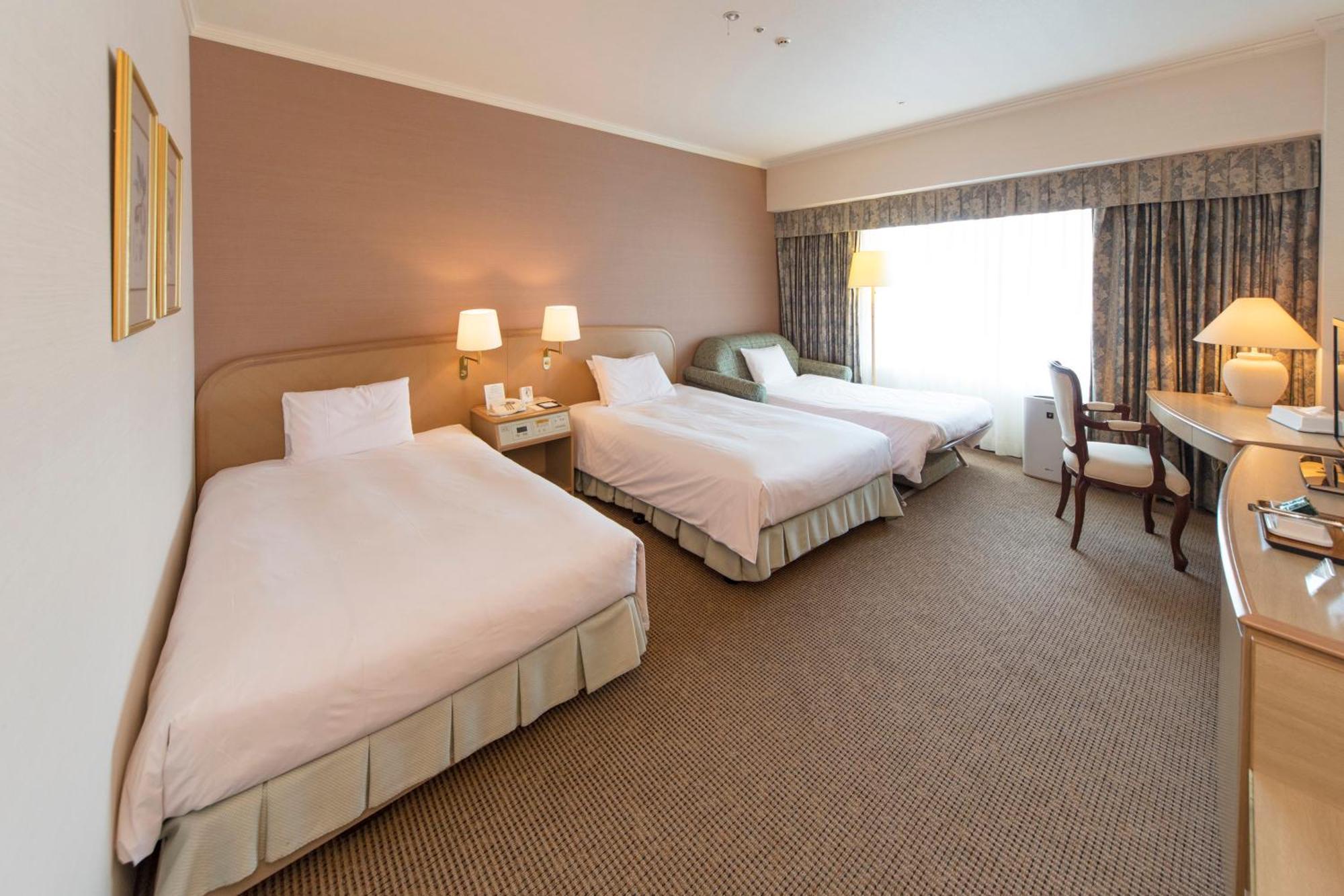 Kobe Seishin Oriental Hotel Zewnętrze zdjęcie