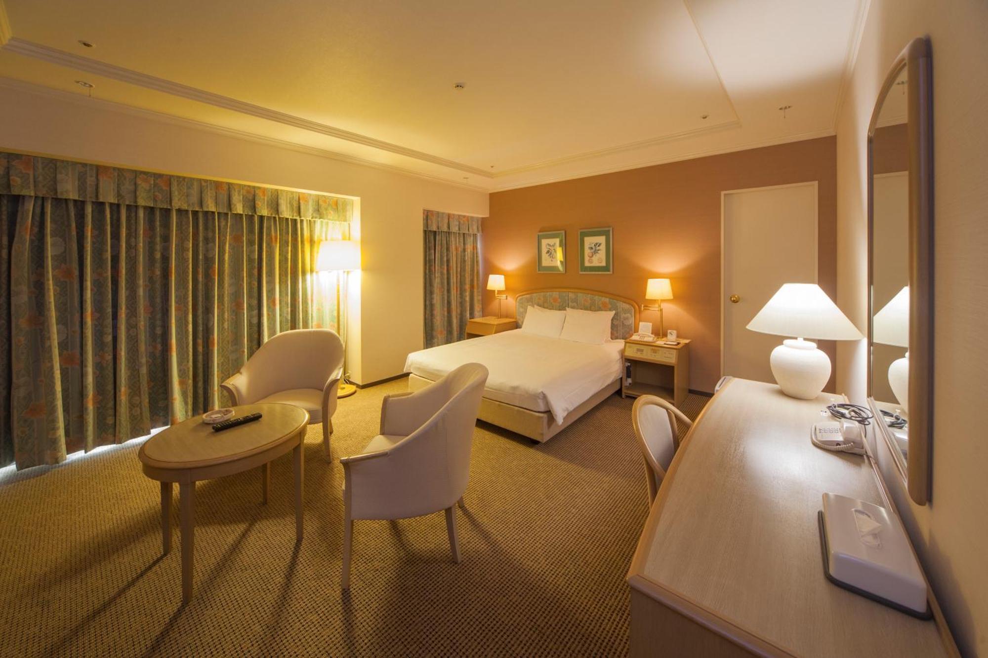Kobe Seishin Oriental Hotel Zewnętrze zdjęcie