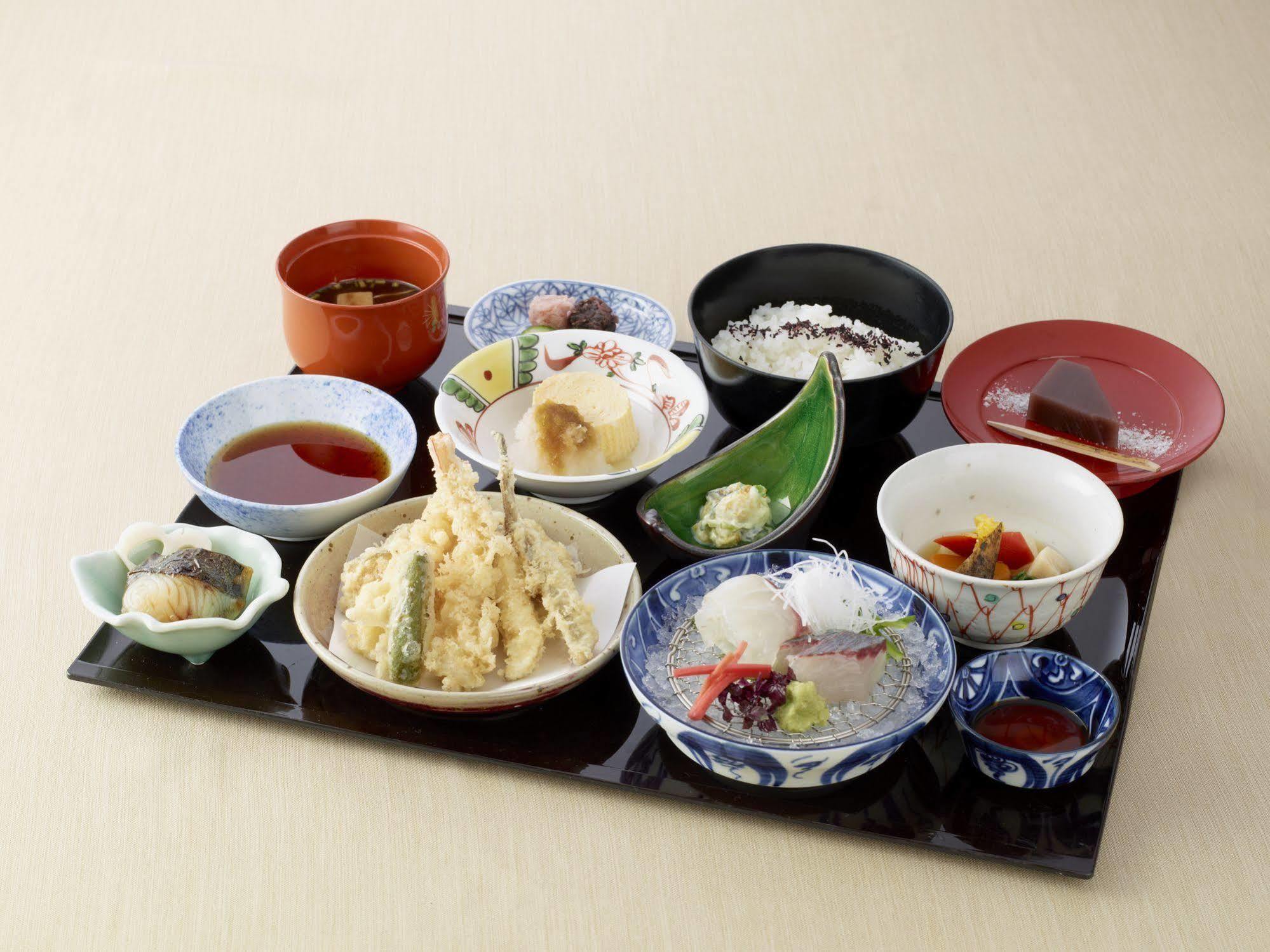 Kobe Seishin Oriental Hotel Zewnętrze zdjęcie