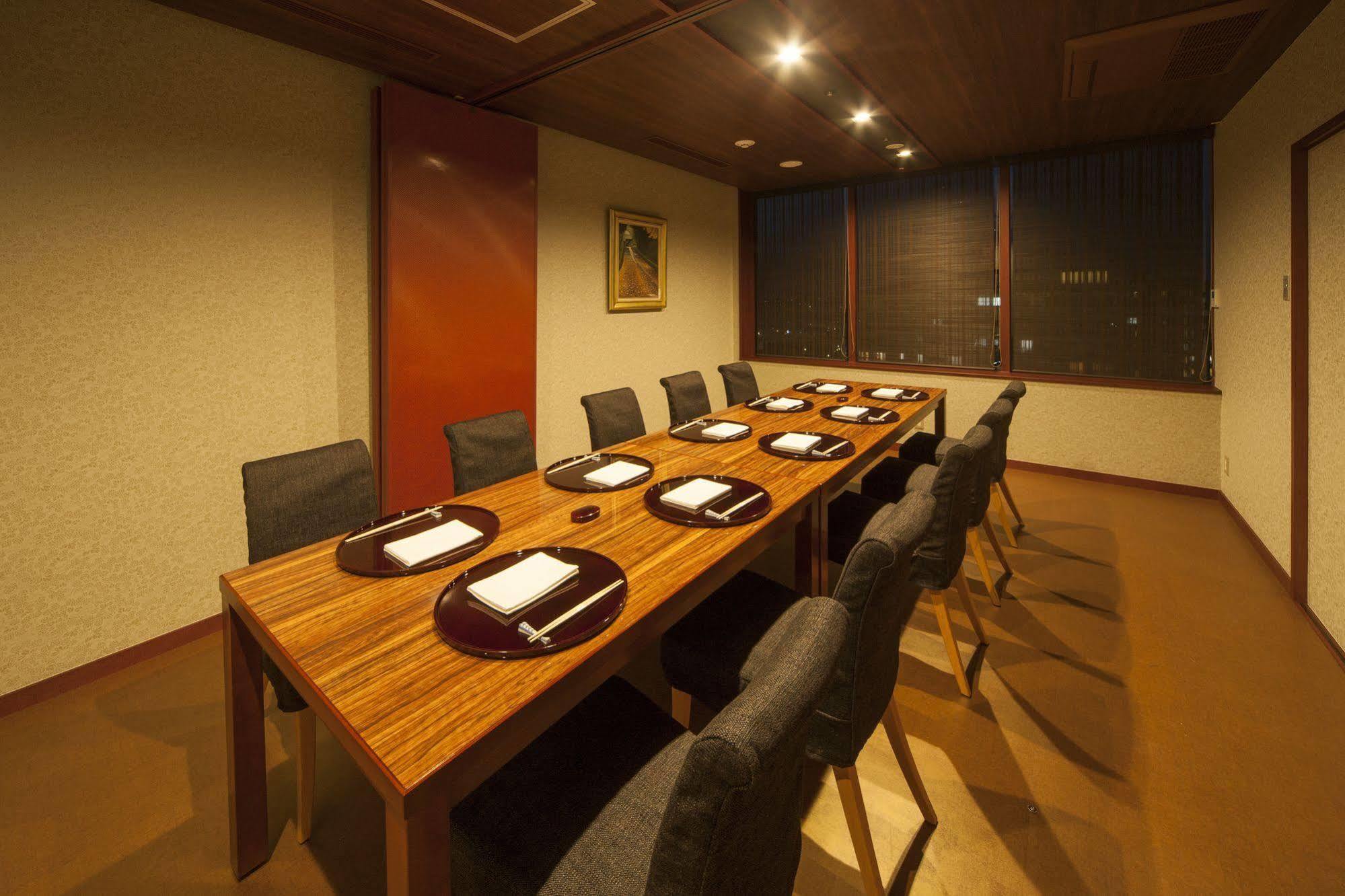 Kobe Seishin Oriental Hotel Zewnętrze zdjęcie